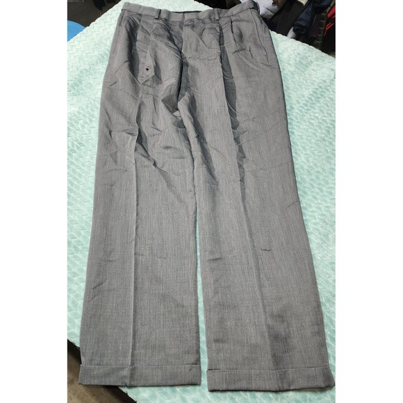 Haggar Other - Haggar Mens Gray Pleated Dress Pants Cuffed Trousers 36x32